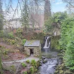 بيت للعطل 2 Bed In Oc-s30538