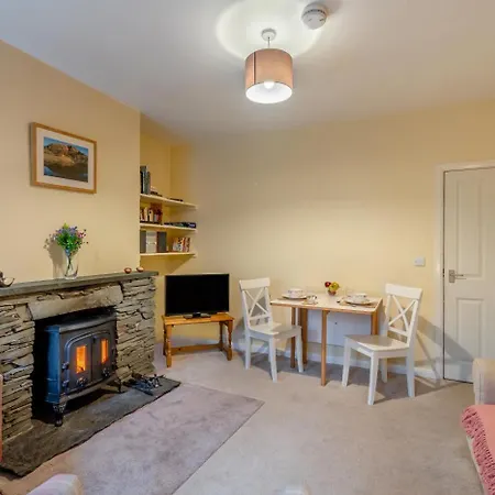 2 Bed In Oc-s30538 Holiday home Rydal